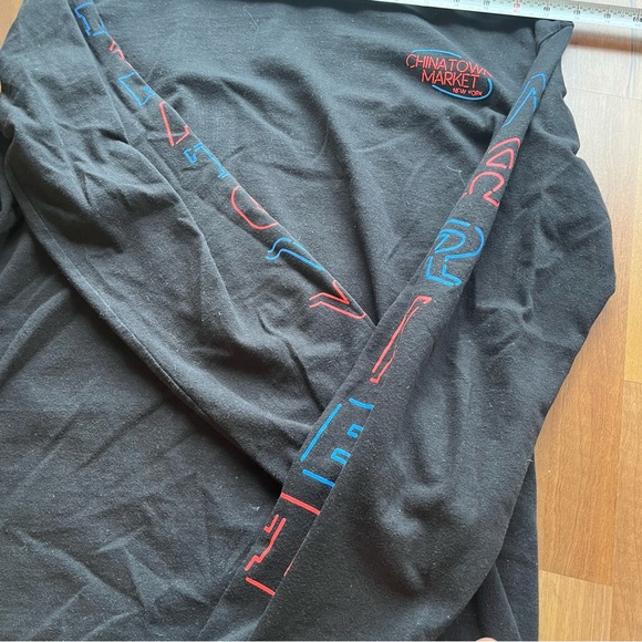 Chinatown Market Long Sleeve - Picture 6 of 8